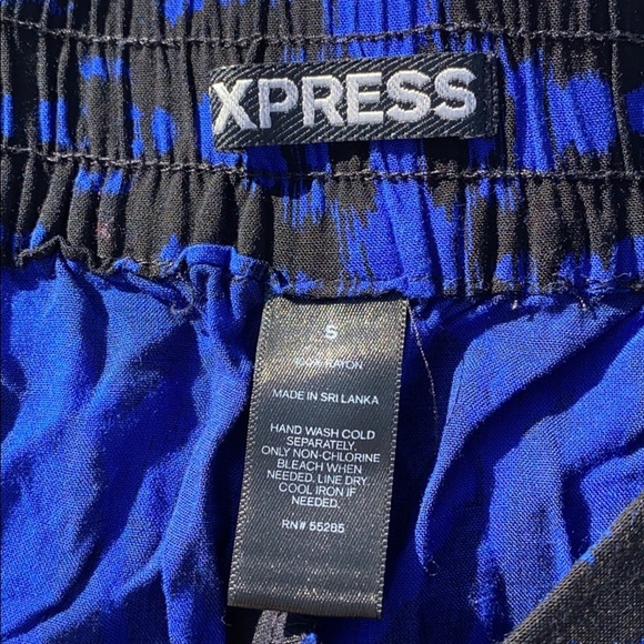 Express blue and black elastic shorts - Picture 3 of 4